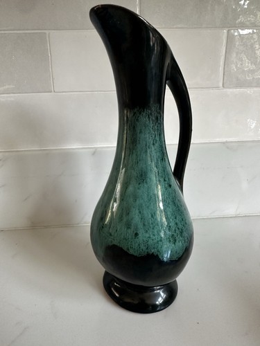 Vintage blue mountain studio - blue,