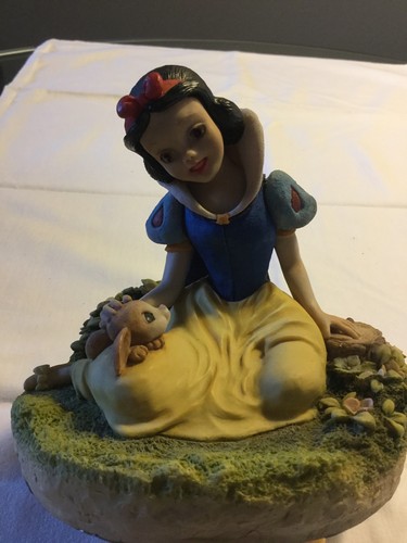 Disney snow white dwarf - snow, by