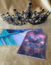 Vintage Baroque Colour with Black Crystals Black & Gold design Tiara / Crown