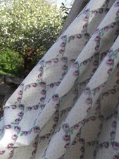 Romo 'Amelia' cotton fabric remnant. Used but good.