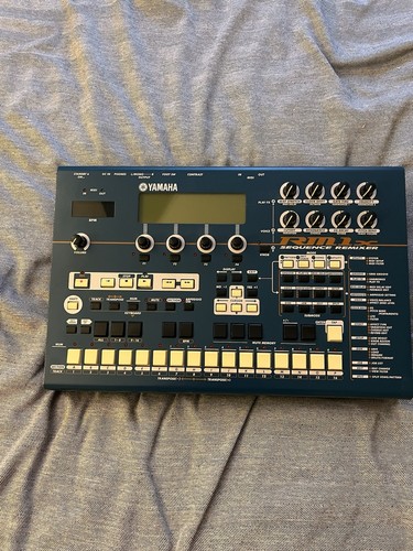 Yamaha rm1x sequence remixer - yamaha,