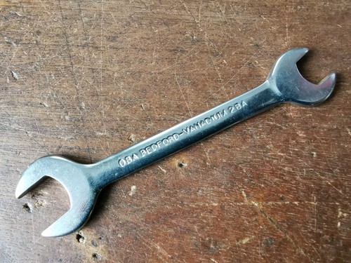Small vintage bedford - vintage, ba