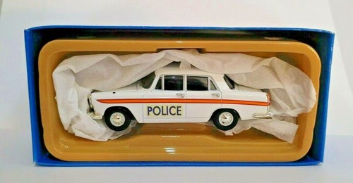 Corgi vanguards austin - 1/43,