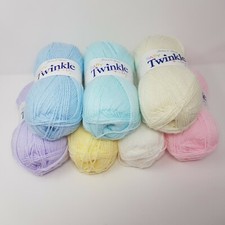 James C Brett Baby Twinkle DK