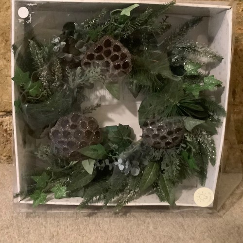 Laura ashley christmas door - ashley,