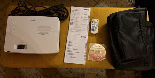 Sanyo plc xw200 xga - sanyo, plc-xw200