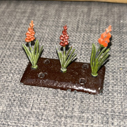 Britains miniature garden lead - miniature,