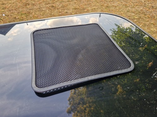 Radiator guard for triumph - radiator,