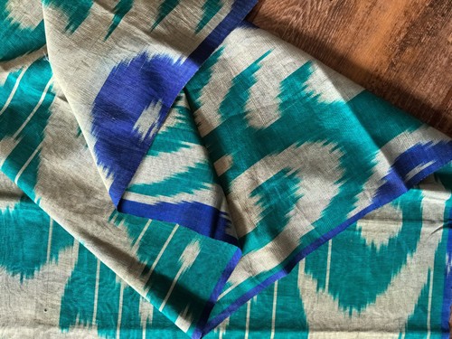 Ikat metre 80silk 20cotton - by,
