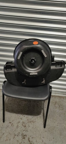 Mercedes subwoofer speaker - a/b,