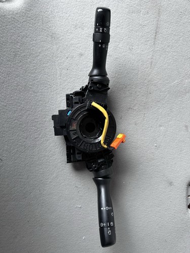Toyota yaris steering wheel - toyota,