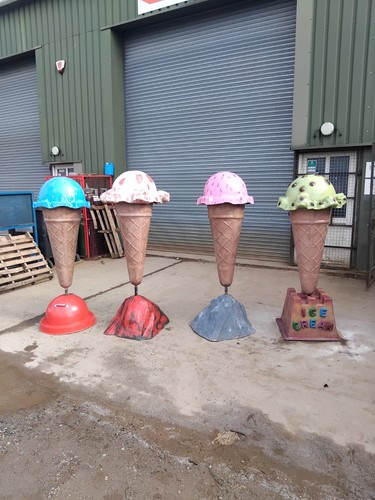 Giant ice cream - giant, display