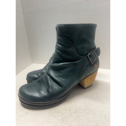 The art company teal leather - art,
