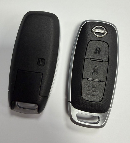 Genuine nissan button remote - genuine,