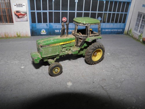 Ertl john deere tractor - ertl,