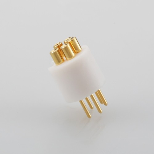 Gold plated pin - gold,