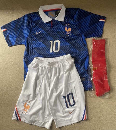 France home kit aged - aged, mbappe