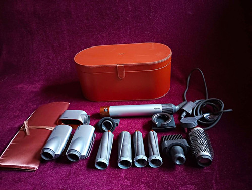 Dyson airwrap multi styler - dyson,