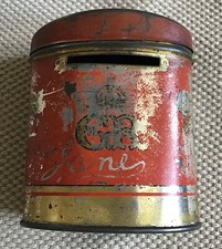 Oxo cubes vintage coronation souvenir tin money box.Well worn but decorative.