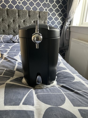 Beer dispenser machine - machine, 3c