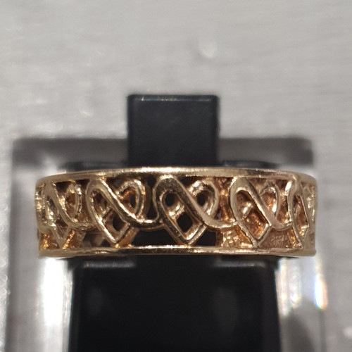 9ct yellow gold celtic knot - yellow,
