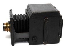 Vintage Popular Pressman camera by Butcher`s w. Ross London Lens