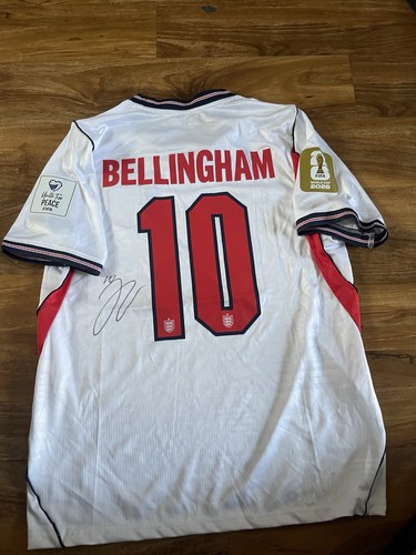 Jude bellingham signed england - bellingham,