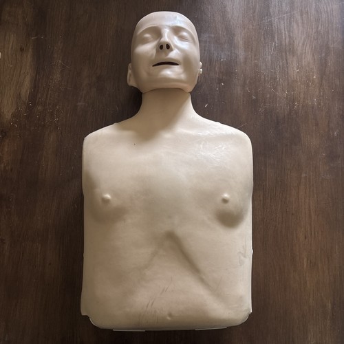 Laerdal little anne cpr - laerdal,
