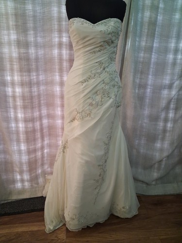 Wedding dress size - , 8