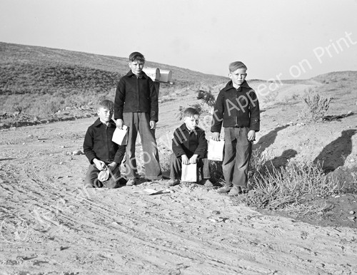 1939 boys waiting for the - boys,