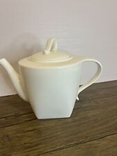 Pausa Dinnerware White Tea Pot