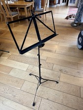 K & M Music Stand - Heavy Duty