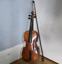 Antique Full Size 4/4 Violin