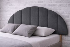 Selene Plush Velvet Arched