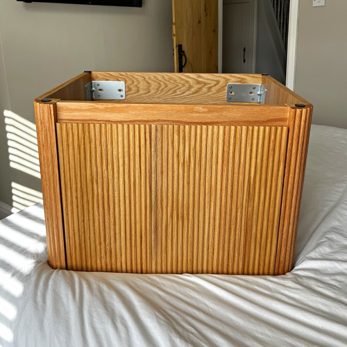 Wall mounted vanity unit