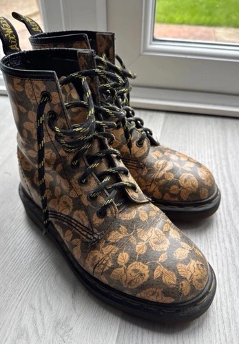 Martens women s - dr., brown