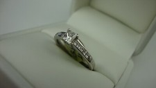 PLATINUM 950 DIAMOND SOLITAIRE