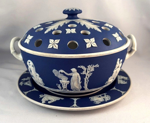 Rare large antique wedgwood - rare,