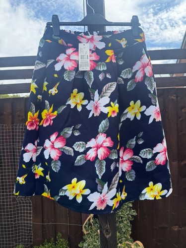 Tain skirt size medium - tain,