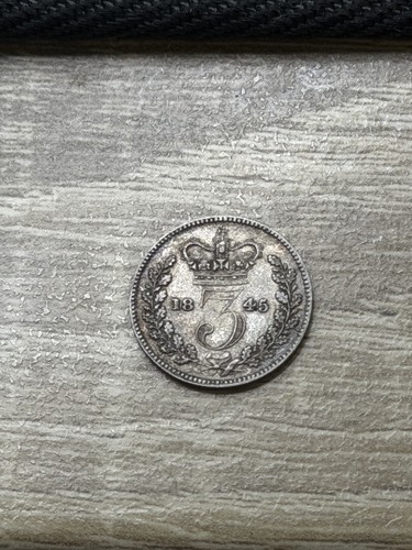 Victoria threepence 1845 - victoria,,