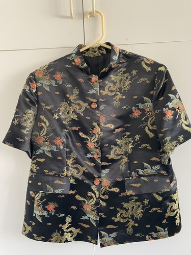Gorgeous black and gold silk - black,