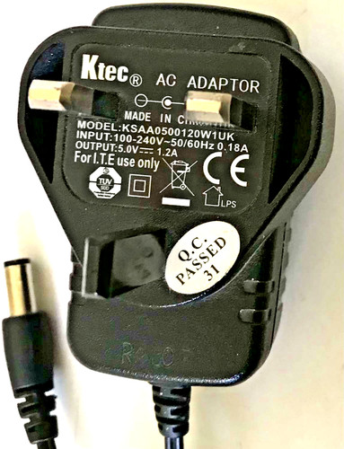Universal mains adapter - universal,