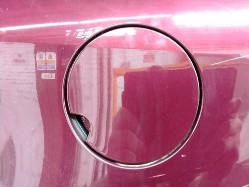 Fuel filler flap red - filler,