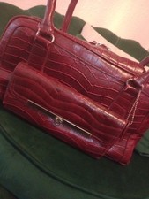 Clarks Womens Red Croc Pattern Handbag with Exterior Purse Good Condition Used