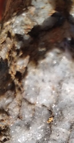 Gold ore paydirt - gold,