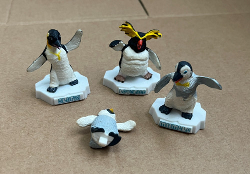 Wbe happy feet penguin - feet,