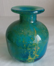 MDINA glass BUD VASE green