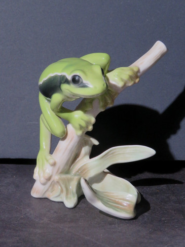 Goebel porcelain tree - porcelain, frog