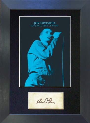 579 ian curtis - joy, division