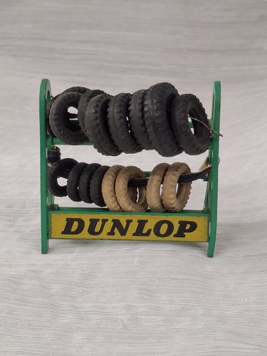 Vintage dinky dunlop - tire, rack